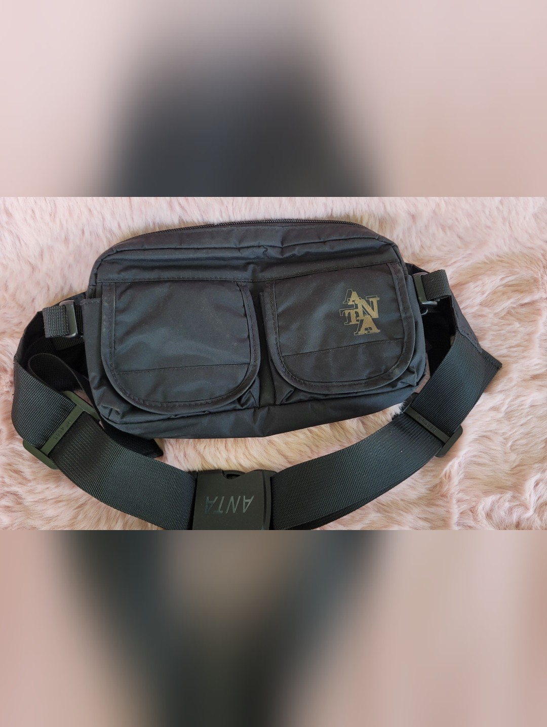 Anta Black Womens Crossbody Belt Bag